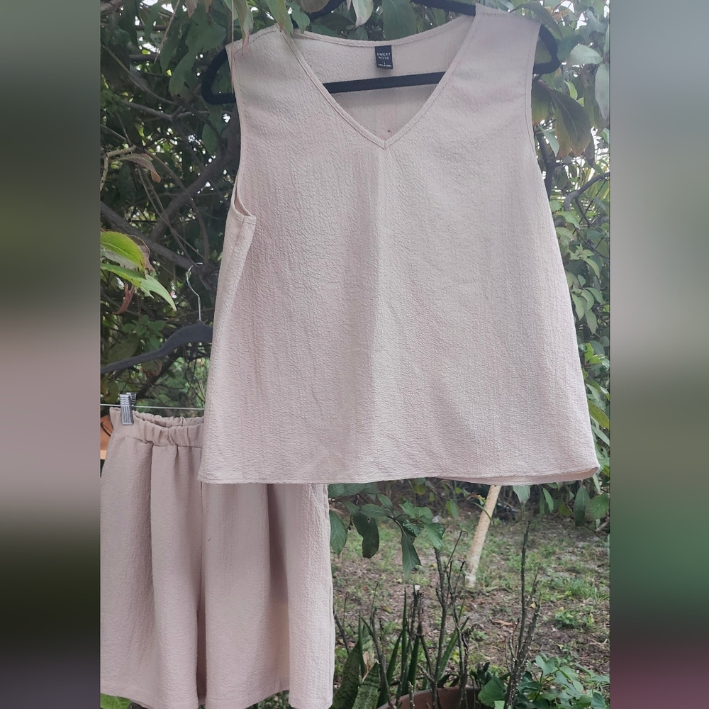 Emery Rose Textured Blush Pink Top